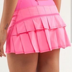 Lululemon pace setter hot pink skirt